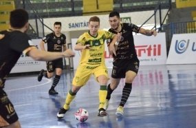 Joaçaba Futsal é superado pela Assoeva por 7 a 3