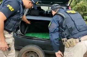 PRF apreende 150 kg de maconha em veículo na BR-153
