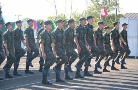Tiro de Guerra realiza solenidade alusiva ao Dia do Exército
