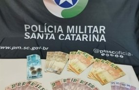 Jovem é preso por tráfico de drogas em Herval d´Oeste 