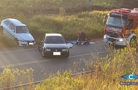 Duas pessoas ficam feridas após colisão entre veículos na SC-467