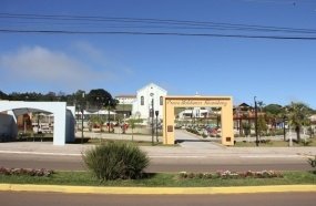 Ex-prefeito é condenado a indenizar município por obra cara e defeituosa 