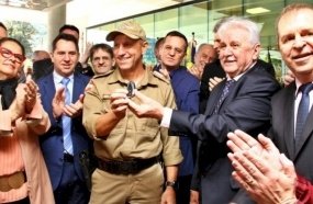 Presidente da Assembleia entrega novas viaturas à Polícia Militar