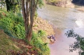 Mulher é reanimada por socorristas após se afogar no Rio do Peixe 