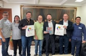 Troca de experiências entre o Carnaval de Joaçaba e Florianópolis