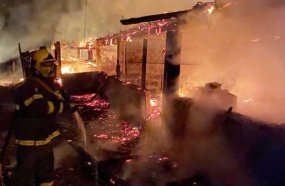Casa é destruída por incêndio no interior de Campos Novos 