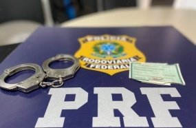 Pai é preso após agredir bebê que chorava em ambulância 