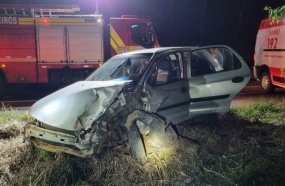 Acidente com quatro veículos deixa duas pessoas feridas na BR-282 