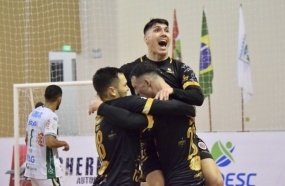 Joaçaba Futsal vence o Marreco e garante classificação aos playoffs 