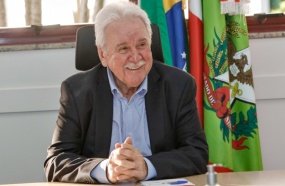 Governador em exercício se reúne com secretários de Estado 