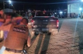 Motorista é preso após efetuar disparos com arma de fogo