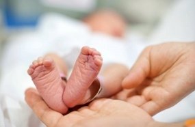 Catarinense que foi trocado em maternidade ao nascer será indenizado