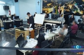 Mesmo ausente, réu é condenado por tentativa de homicídio 