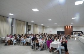 Secretaria de Educação promove jantar para homenagear professores 