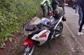 Queda de moto deixa jovem ferido em Salto Veloso 