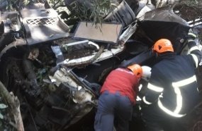 Motorista de carreta morre após colisão contra caminhonete na BR-153