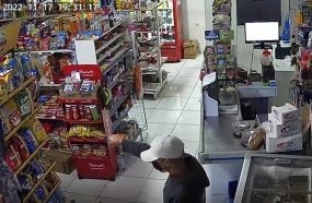Elemento armado assalta mercado em Campos Novos 