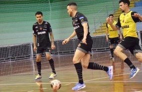 Joaçaba Futsal enfrenta o São Lourenço nesta segunda pela Série Ouro