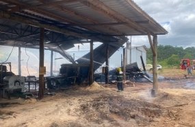 Incêndio em serralheria mobiliza Bombeiros no interior de Tangará