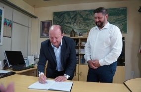 Parisenti assume comando da Prefeitura de Herval d´Oeste 