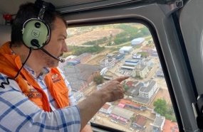 Governador sobrevoa e visita áreas atingidas pelas chuvas em SC