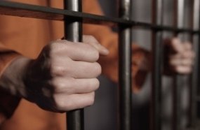 Homem é condenado por estupro de crianças e adolescente