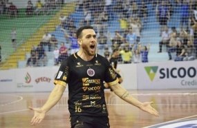 Joaçaba Futsal vence Blumenau e se classifica para semifinal 