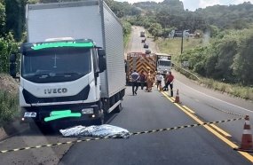 Trabalhador morre atropelado por caminhão durante pintura de rodovia