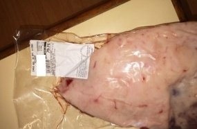 Homem é preso ao furtar peça de picanha em supermercado 