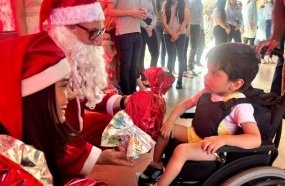 APAE realiza Festa de Natal com alunos, pais e colaboradores 