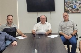Assinada ordem de serviço para conclusão da pavimentação da Rua Tancredo Neves