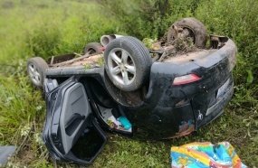 Veículo com placas de Joaçaba se envolve em acidente na BR-470
