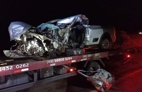 Colisão entre ônibus e picape deixa várias vítimas na BR-153 