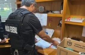 PF cumpre mandados em SC contra envolvidos em atos no DF