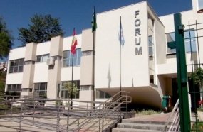 Ex-prefeito do Meio Oeste terá que devolver R$ 127 mil aos cofres públicos