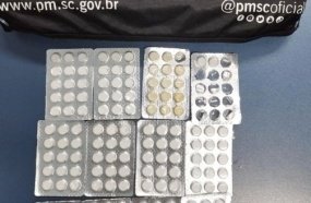Caminhoneiro é preso com comprimidos de anfetamina na SC-350