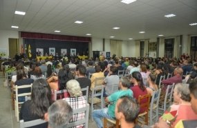 Mais de 200 famílias recebem escrituras dos imóveis em Herval d´Oeste