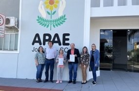 Prefeitura de Herval d´Oeste repassa recursos para a Apae 