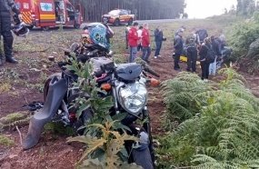 Motociclista fica ferido após saída de pista na BR-153