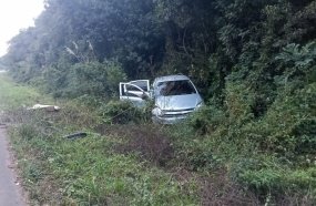 Carro desgovernado por pouco não atinge veículo do comandante dos Bombeiros de Irani