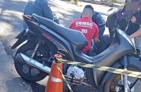 Motociclista fica ferido após colidir contra carro em Joaçaba 