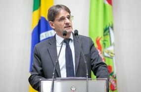 Deputado volta a cobrar a presença de cirurgião-dentista nas UTIs de hospitais públicos