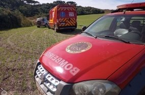 Motociclista sofre ferimentos graves após acidente durante trilha