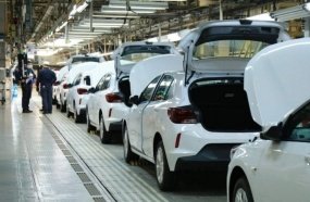 Governo anuncia redução de até 10,96% no preço de carros novos