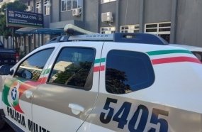 Homem é preso após ser abordado com motocicleta furtada 