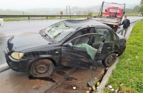 Motorista embriagado é preso após capotar o veículo na BR-282