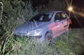 Motorista é preso por embriaguez após saída de pista na SC-355