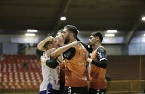 Joaçaba Futsal vence o Campo Mourão e sobe na classificação 