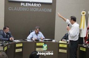 Suplente de vereador toma posse na Câmara de Joaçaba 