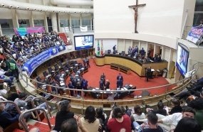 Programa Universidade Gratuita é aprovado na Alesc